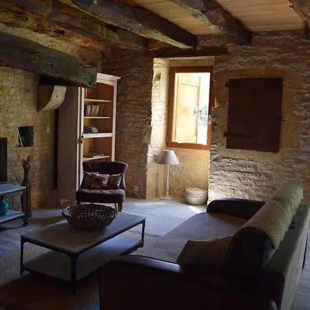 Hébergement de vacances Le Safranier Maison Ancienne Avec Piscine Couverte Et Chauffée